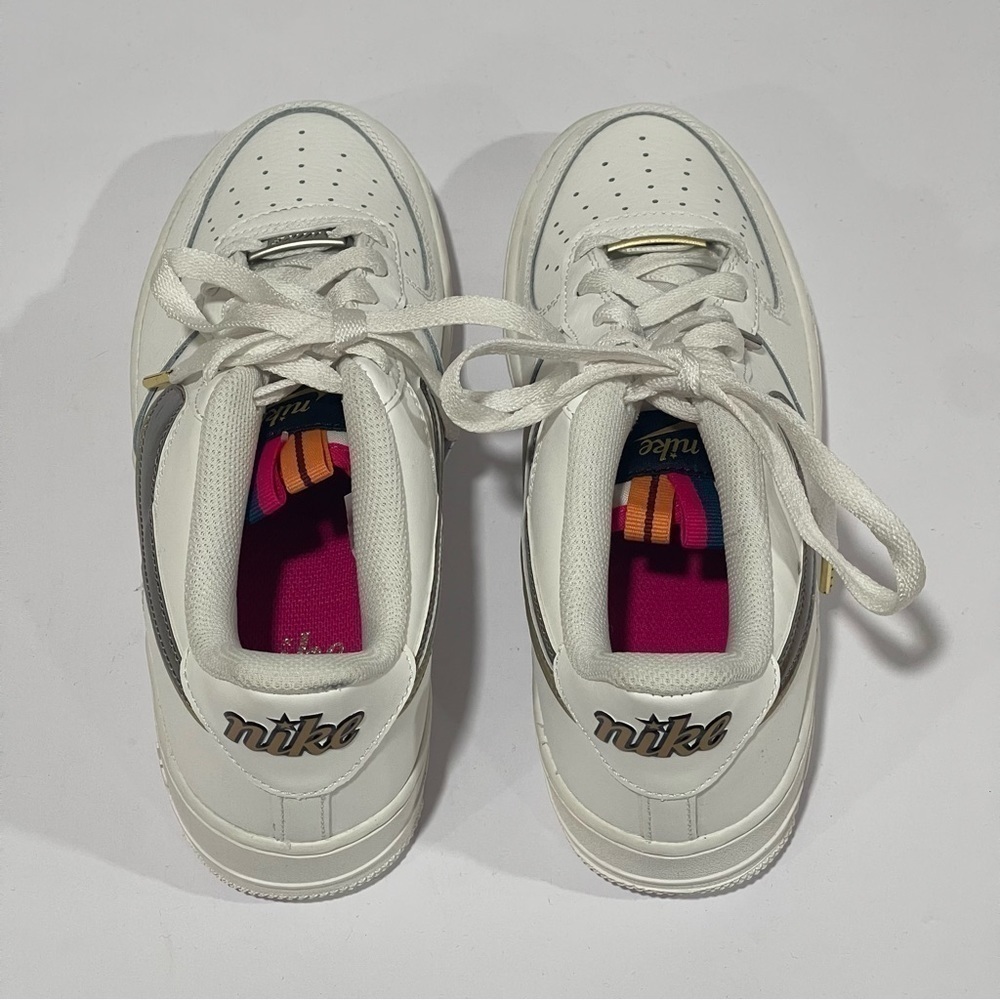 Nike Girls Air Force 1 LV8 Casual Shoes (DH9595-001) Youth - White Sz 6 - Picture 3 of 12